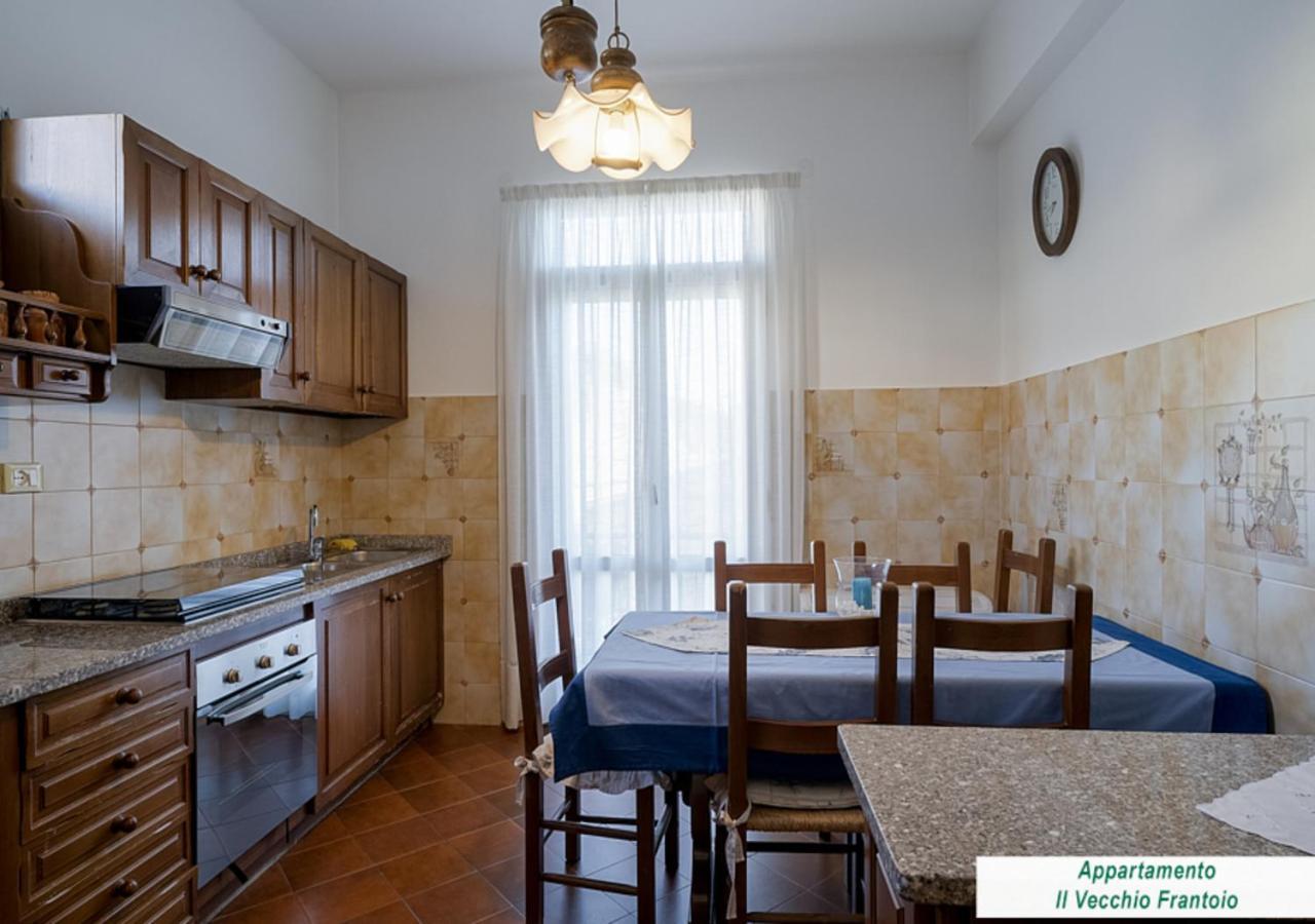 Agriturismo Le Girandole Diano Marina Buitenkant foto
